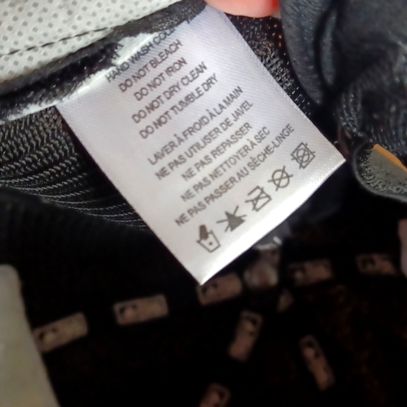 Adidas  hat - Picture 7 of 9